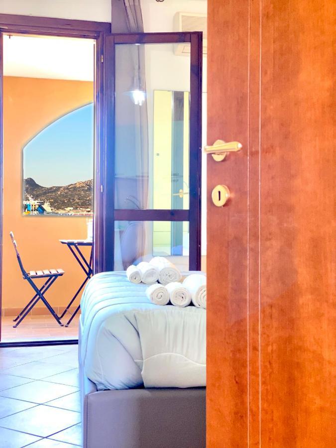 Homey Experience - Navy Sea View Apartments Ольбия Экстерьер фото